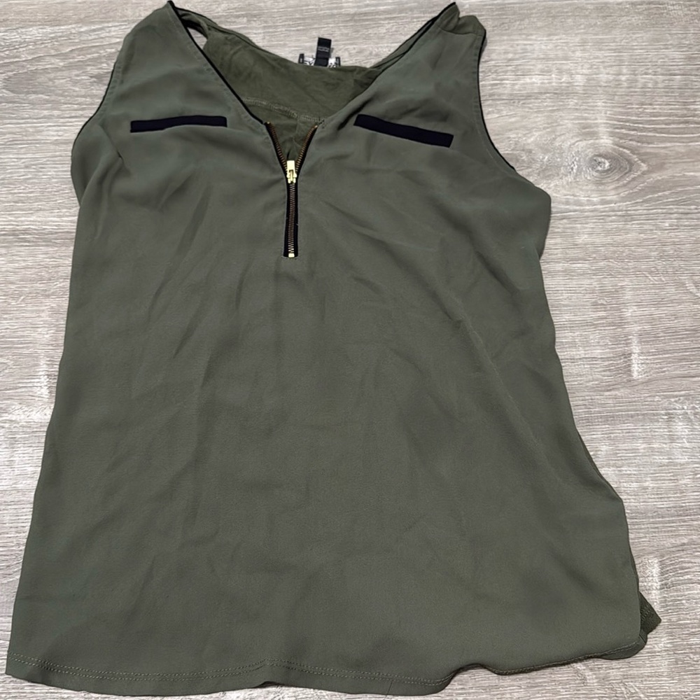 Express Blouse XS Women’s - Used Closet Clear Out Sale